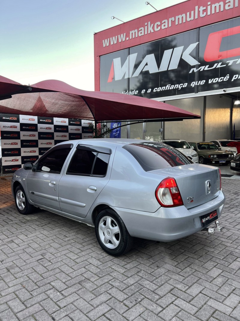 CLIO 1.6 PRIVILÉGE SEDAN 16V FLEX 4P MANUAL - 2007 - ESTâNCIA VELHA