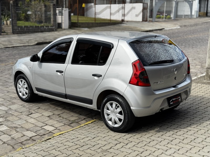 SANDERO 1.6 EXPRESSION 8V FLEX 4P MANUAL - 2011 - CAXIAS DO SUL