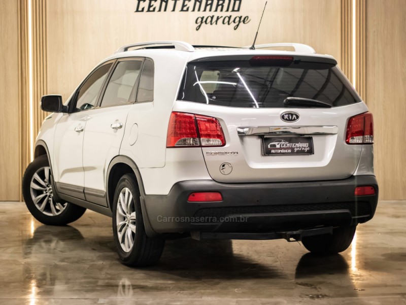 SORENTO 2.4 EX2 4X2 16V GASOLINA 4P 7 LUGARES AUTOMÁTICO - 2012 - CAXIAS DO SUL