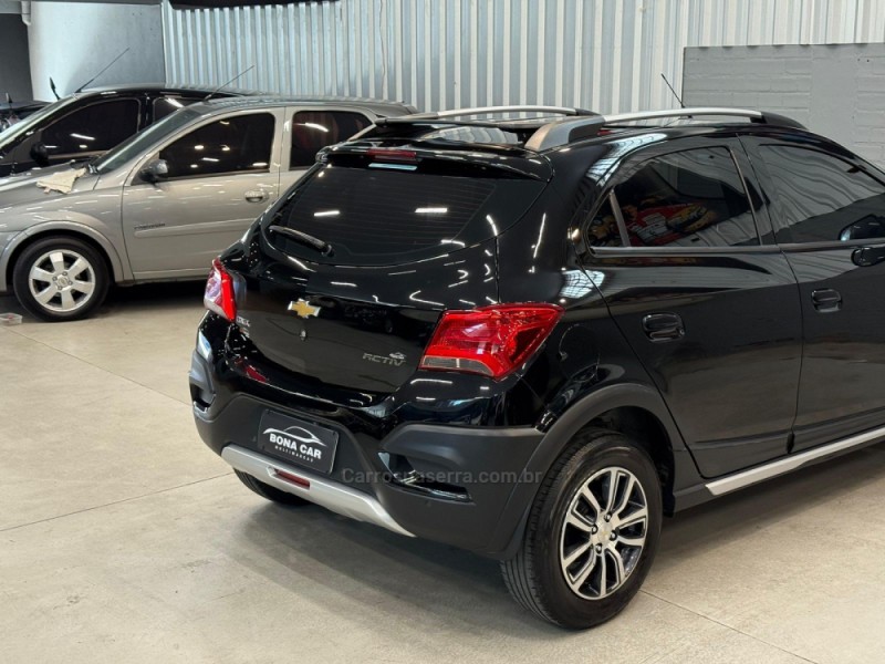 ONIX 1.4 MPFI ACTIV 8V FLEX 4P MANUAL - 2018 - CAXIAS DO SUL