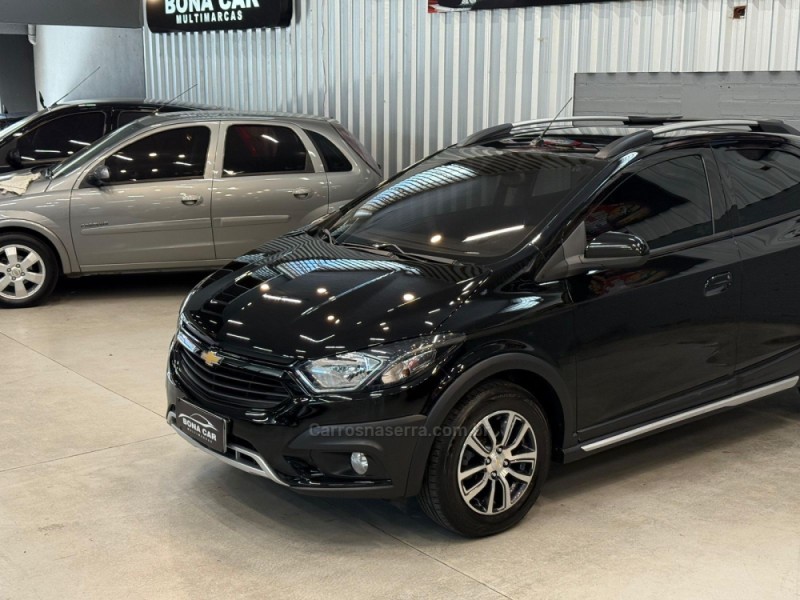 ONIX 1.4 MPFI ACTIV 8V FLEX 4P MANUAL - 2018 - CAXIAS DO SUL