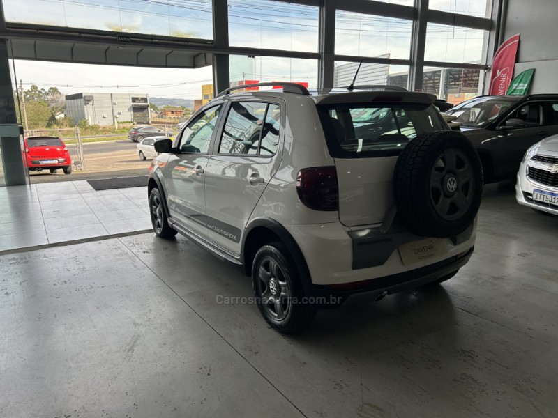 CROSSFOX 1.6 MI FLEX 8V 4P MANUAL - 2012 - TAQUARA