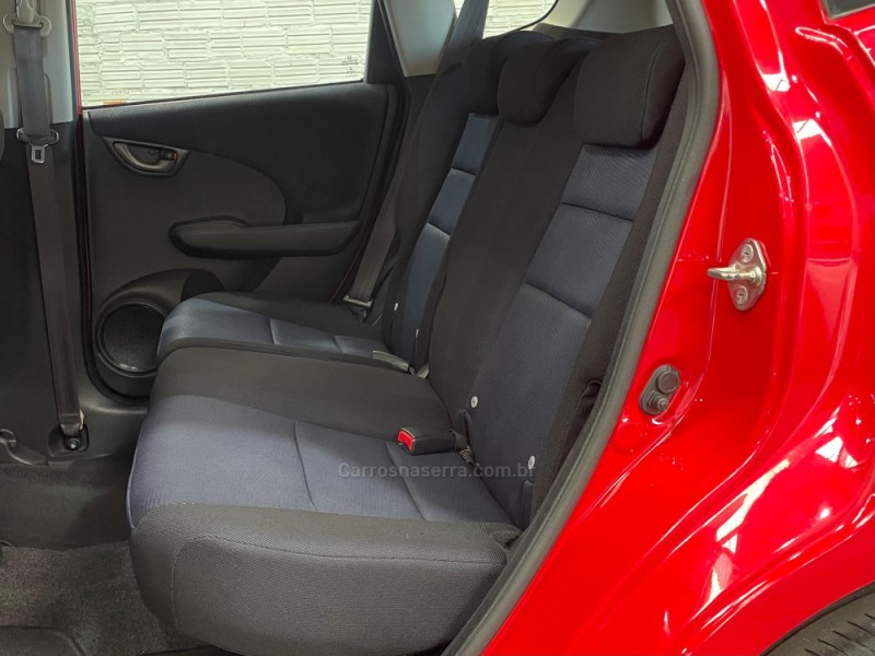 FIT 1.4 LX 16V FLEX 4P AUTOMÁTICO - 2013 - VACARIA