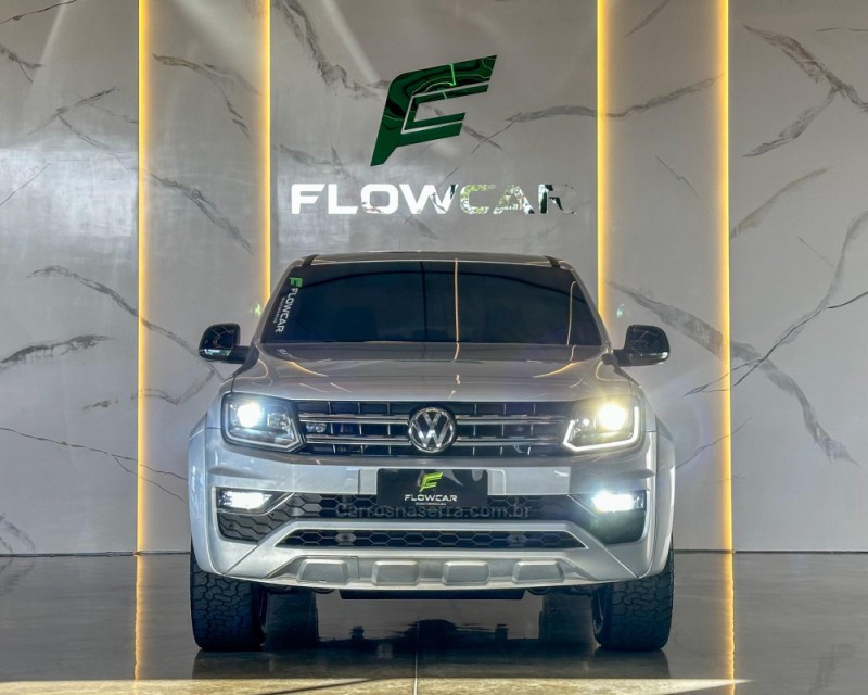 AMAROK 3.0 V6 TDI HIGHLINE CD DIESEL 4MOTION AUTOMÁTICO - 2019 - GARIBALDI