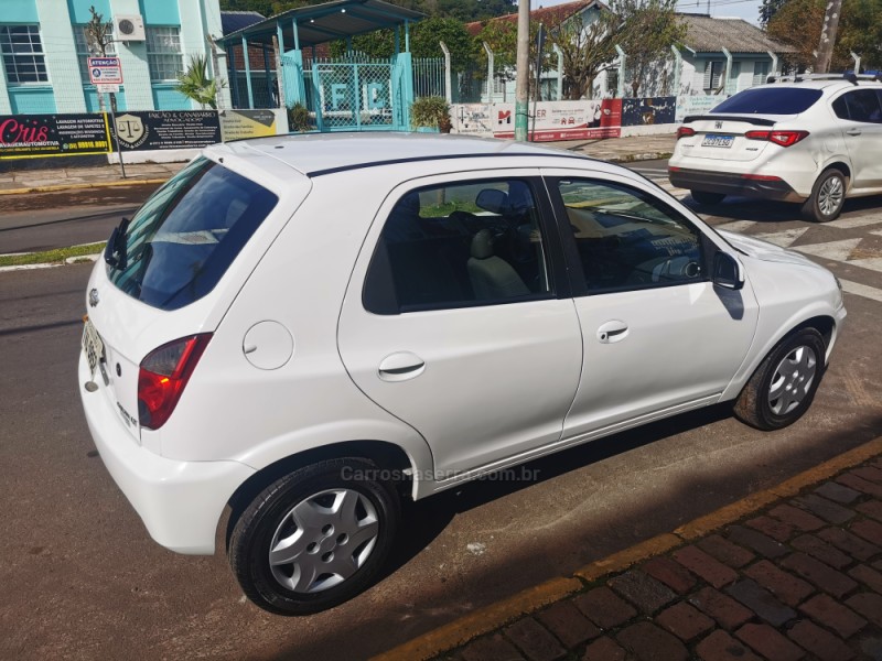 CELTA 1.0 MPFI LT 8V FLEX 4P MANUAL - 2014 - SãO SEBASTIãO DO CAí