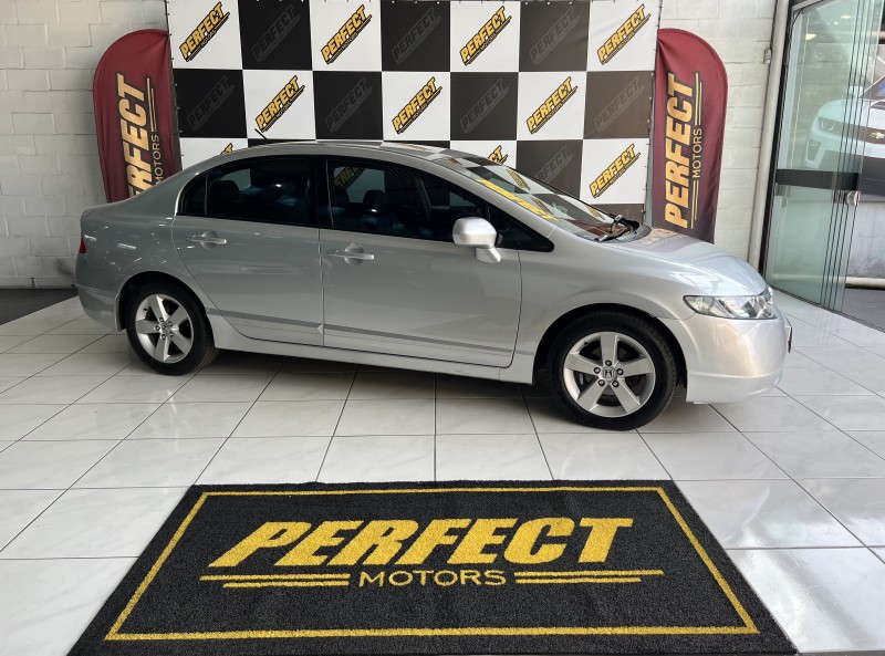 CIVIC 1.8 LXS 16V FLEX 4P AUTOMÁTICO - 2007 - PORTãO