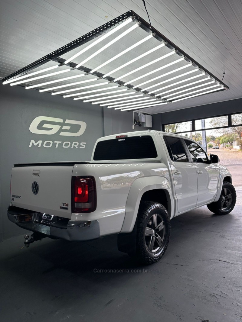 AMAROK 2.0 HIGHLINE 4X4 CD 16V TURBO INTERCOOLER DIESEL 4P AUTOMÁTICO - 2018 - PASSO FUNDO
