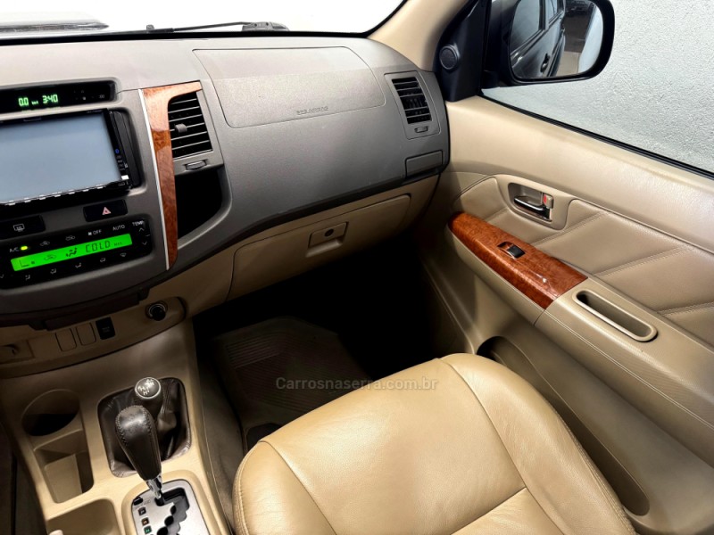 HILUX SW4 3.0 SRV 4X4 7 LUGARES 16V TURBO INTERCOOLER DIESEL 4P AUTOMÁTICO - 2009 - CASCA