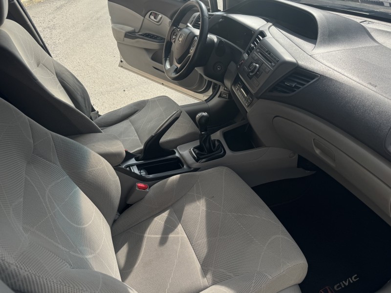 CIVIC 1.8 LXS 16V FLEX 4P MANUAL - 2014 - CAXIAS DO SUL