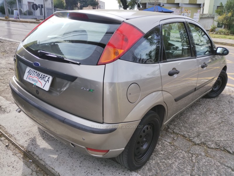 FOCUS 1.6 8V GASOLINA 4P MANUAL - 2008 - CAXIAS DO SUL