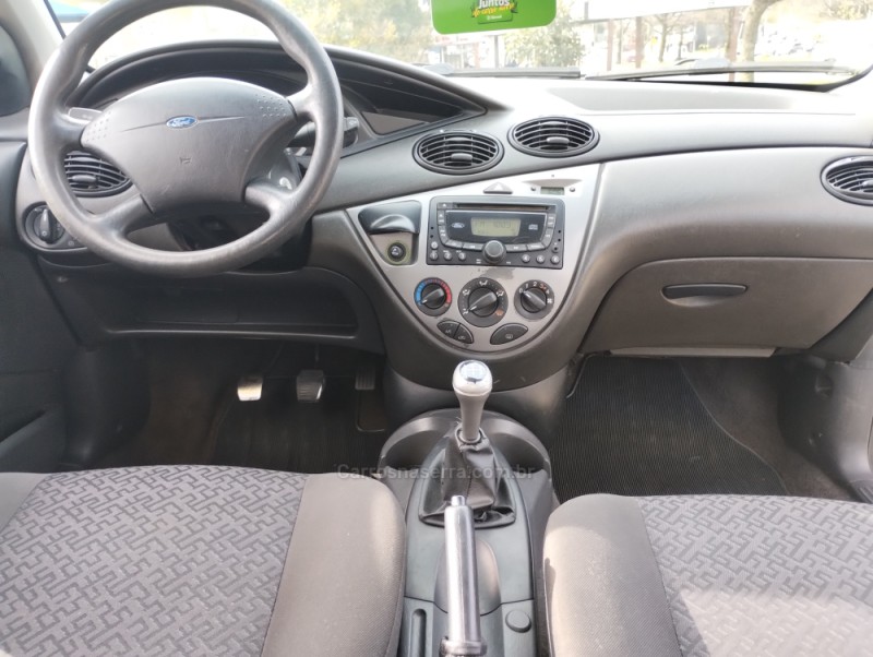 FOCUS 1.6 8V GASOLINA 4P MANUAL - 2008 - CAXIAS DO SUL