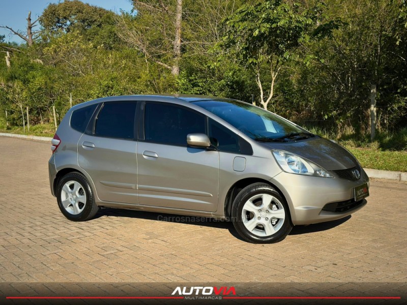 FIT 1.4 LX 8V GASOLINA 4P MANUAL - 2009 - SAPIRANGA