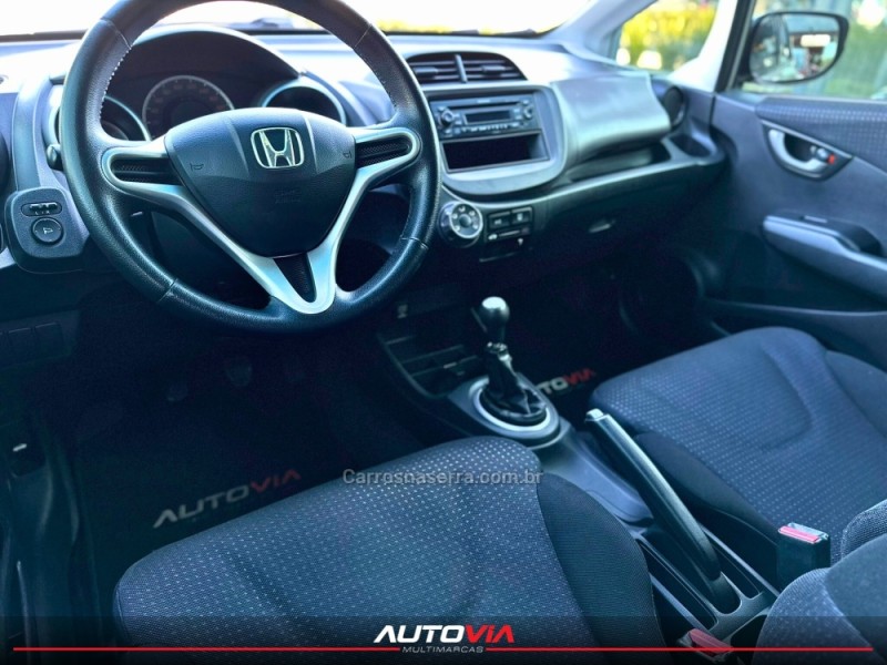 FIT 1.4 LX 8V GASOLINA 4P MANUAL - 2009 - SAPIRANGA