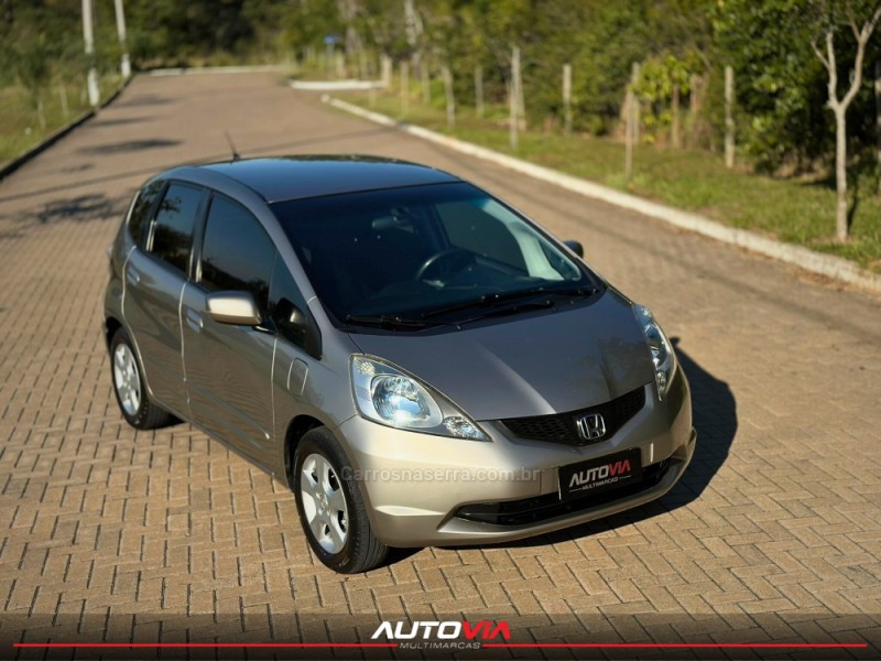 FIT 1.4 LX 8V GASOLINA 4P MANUAL - 2009 - SAPIRANGA
