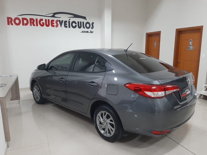 YARIS 1.5 XS SEDAN 16V FLEX 4P AUTOMÁTICO - 2023 - CAXIAS DO SUL