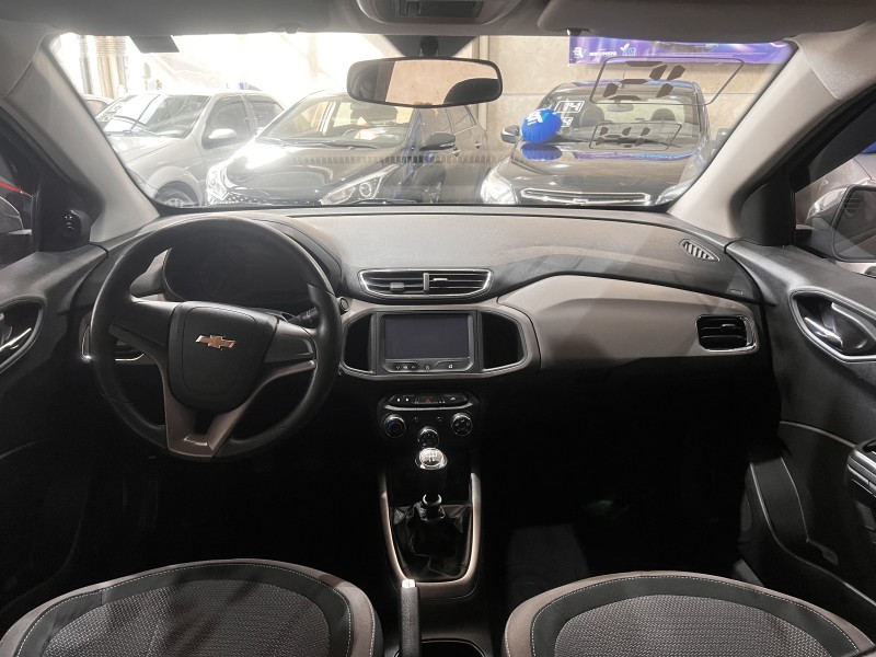 PRISMA 1.4 MPFI LTZ 8V FLEX 4P MANUAL - 2015 - CAXIAS DO SUL