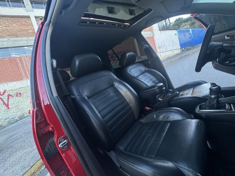 GOLF 1.6 MI SPORTLINE LIMITED EDITION 8V FLEX 4P MANUAL - 2013 - CAXIAS DO SUL