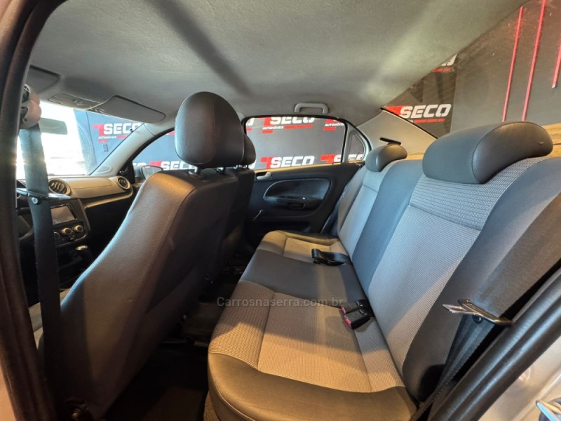 VOYAGE 1.6 MI CITY 8V FLEX 4P MANUAL - 2013 - PASSO FUNDO