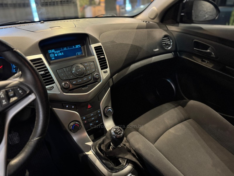 CRUZE 1.8 LT 16V FLEX 4P MANUAL - 2013 - FARROUPILHA