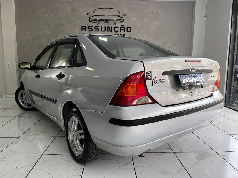 FOCUS 2.0 GLX SEDAN 16V GASOLINA 4P MANUAL - 2007 - CAXIAS DO SUL