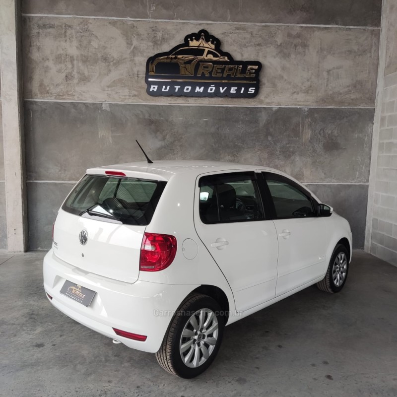 FOX 1.0 ITREND 8V FLEX 4P MANUAL - 2014 - VALE REAL