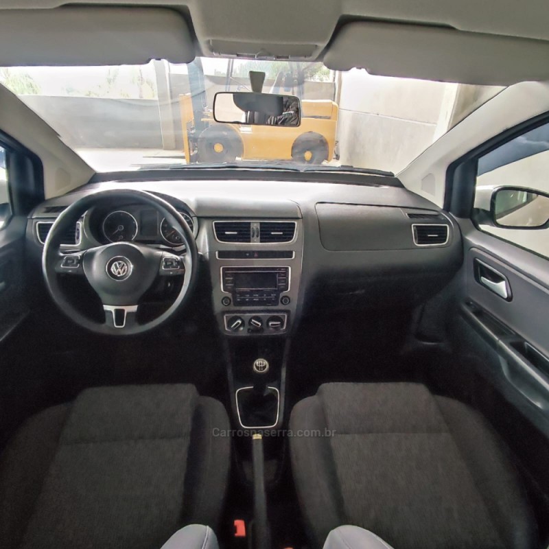 FOX 1.0 ITREND 8V FLEX 4P MANUAL - 2014 - VALE REAL