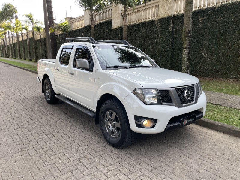 FRONTIER 2.5 SV ATTACK 4X4 CD TURBO ELETRONIC DIESEL 4P AUTOMÁTICO - 2016 - CAXIAS DO SUL