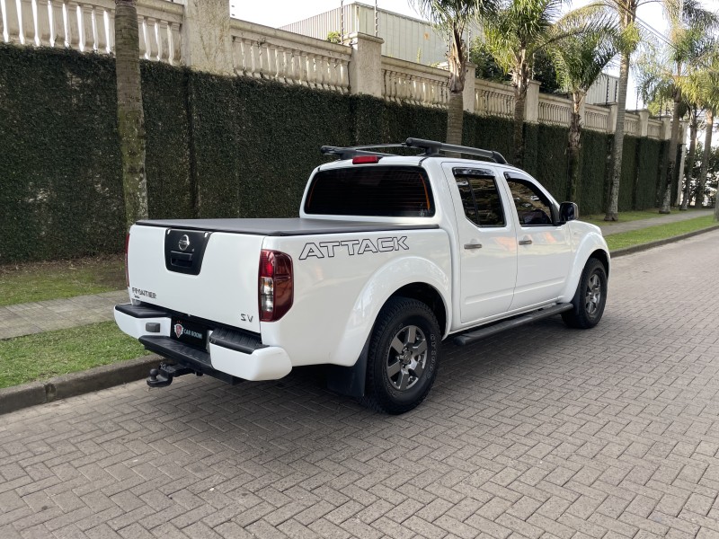 FRONTIER 2.5 SV ATTACK 4X4 CD TURBO ELETRONIC DIESEL 4P AUTOMÁTICO - 2016 - CAXIAS DO SUL