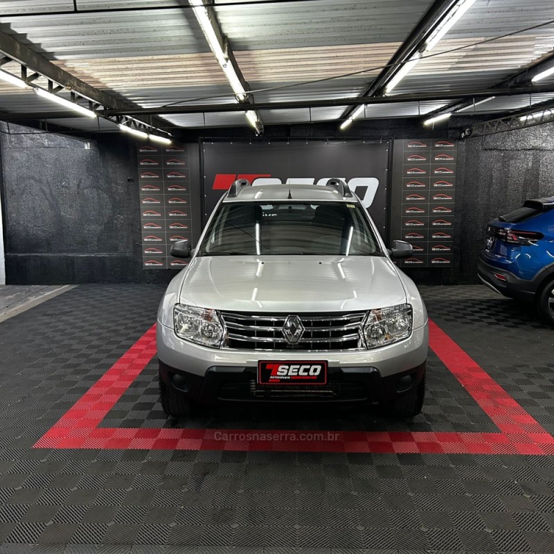 DUSTER 1.6 EXPRESSION 4X2 16V FLEX 4P MANUAL - 2013 - PASSO FUNDO