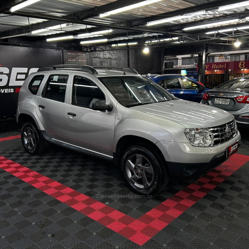 DUSTER 1.6 EXPRESSION 4X2 16V FLEX 4P MANUAL - 2013 - PASSO FUNDO