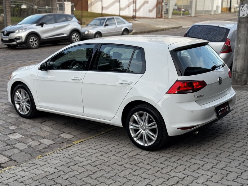GOLF 1.0 TSI COMFORTLINE 12V TOTAL FLEX 4P MANUAL - 2017 - CAXIAS DO SUL