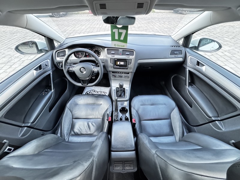 GOLF 1.0 TSI COMFORTLINE 12V TOTAL FLEX 4P MANUAL - 2017 - CAXIAS DO SUL