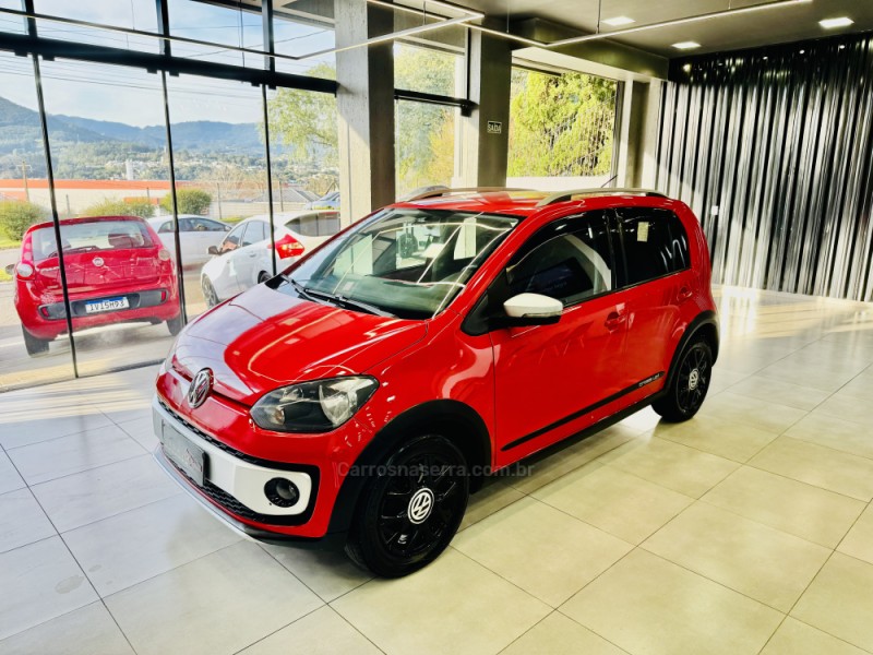 UP 1.0 CROSS T.FLEX 12V 4P MANUAL - 2016 - DOIS IRMãOS