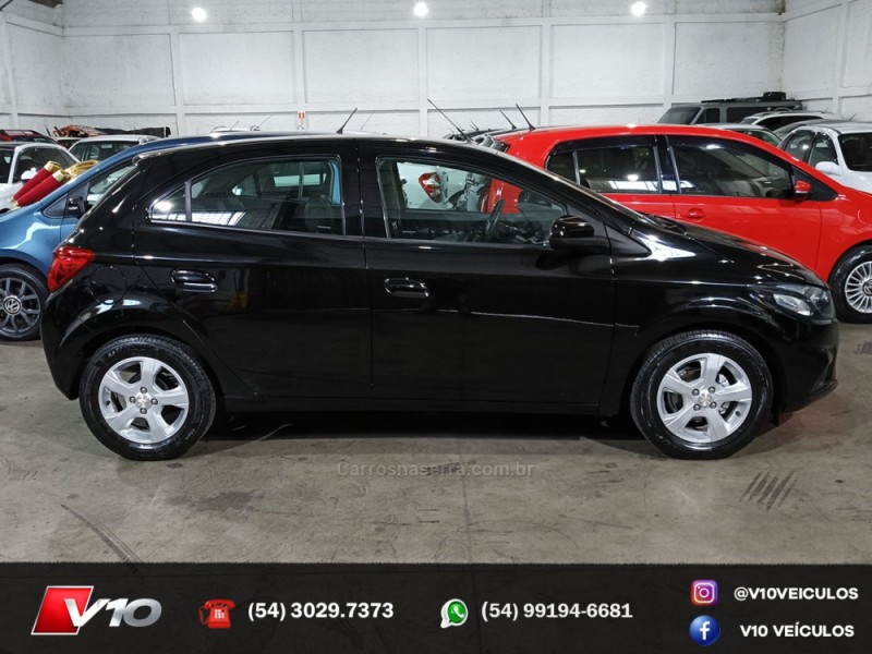 ONIX 1.4 MPFI LT 8V FLEX 4P MANUAL - 2019 - CAXIAS DO SUL