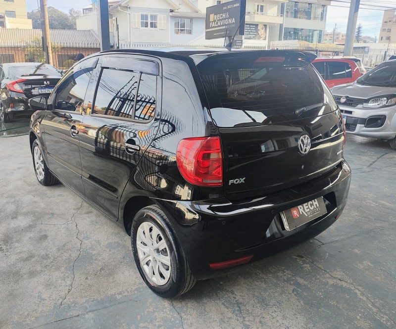 FOX 1.0 MI BLUEMOTION 8V FLEX 4P MANUAL - 2014 - CAXIAS DO SUL