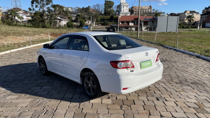COROLLA 2.0 XEI 16V FLEX 4P AUTOMÁTICO - 2013 - VILA FLORES