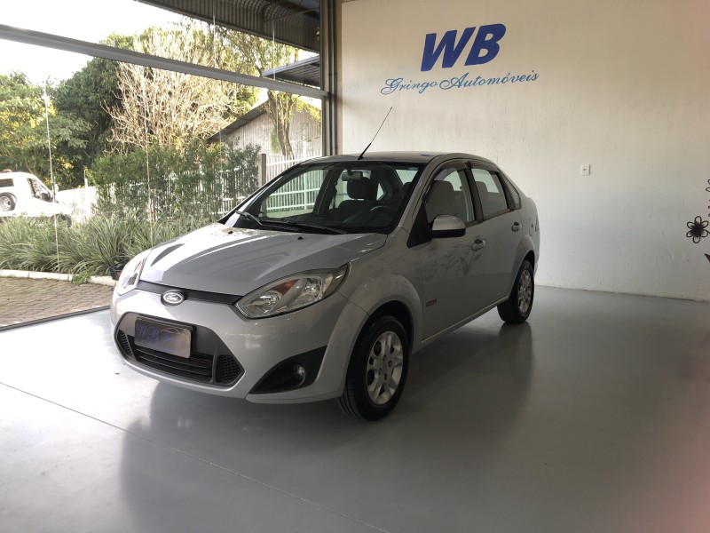 FIESTA 1.6 MPI CLASS SEDAN 8V FLEX 4P MANUAL