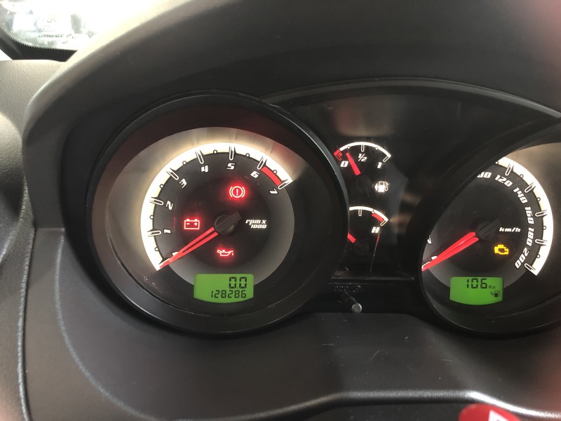 FIESTA 1.6 MPI CLASS SEDAN 8V FLEX 4P MANUAL - 2012 - VALE REAL