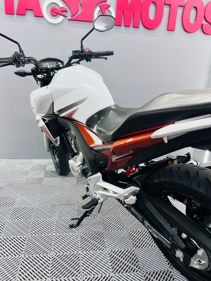 CB 250F TWISTER  - 2017 - CAMPO BOM