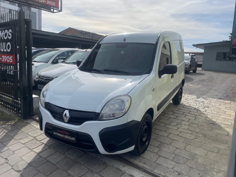 KANGOO 1.6 EXPRESSION 16V GASOLINA 4P MANUAL - 2015 - CAXIAS DO SUL