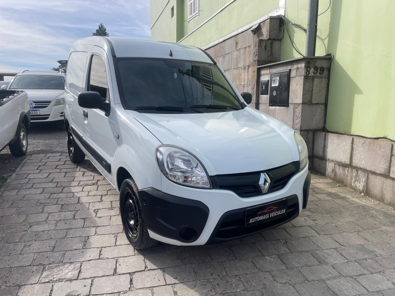 kangoo 1.6 expression 16v gasolina 4p manual 2015 caxias do sul