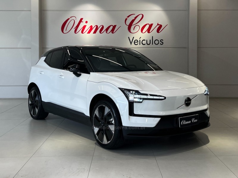 EX30 ULTRA EXTENDED RANGE - 2024 - FLORES DA CUNHA