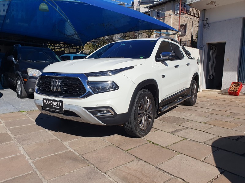 toro 2.0 16v ultra 4x4 at9 diesel 4p automatico 2022 caxias do sul