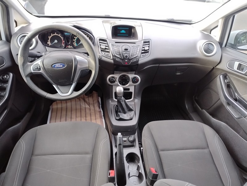 FIESTA 1.6 SE HATCH PLUS 16V FLEX 4P MANUAL - 2015 - CAXIAS DO SUL