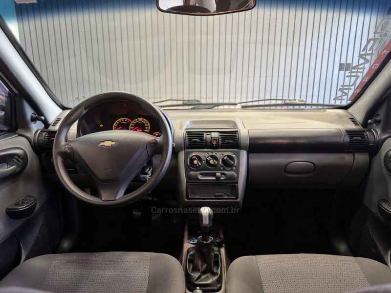 CLASSIC 1.0 MPFI 8V GASOLINA 4P MANUAL - 2015 - DOIS IRMãOS
