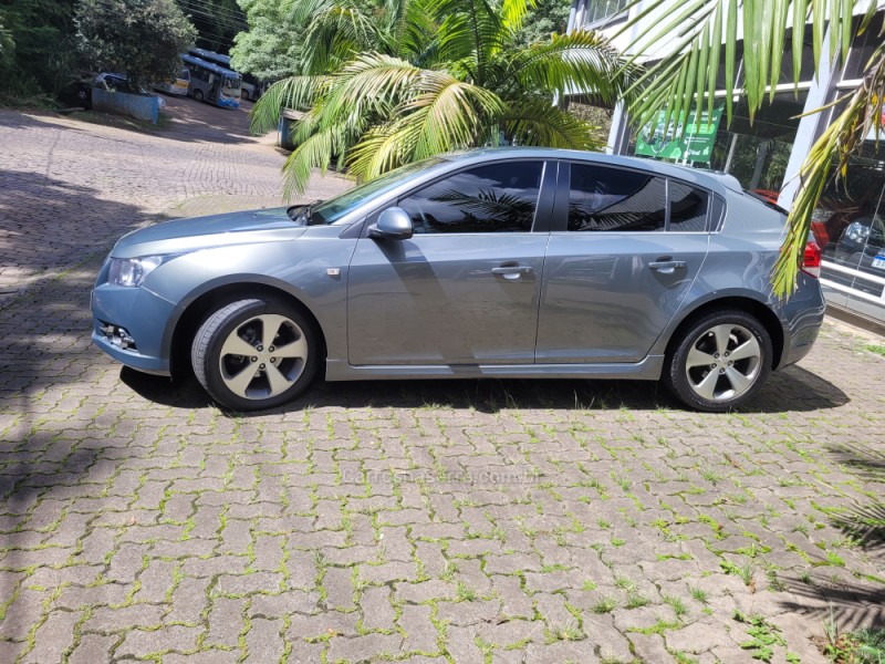 CRUZE 1.8 LT SPORT6 16V FLEX 4P MANUAL - 2013 - NOVA PRATA
