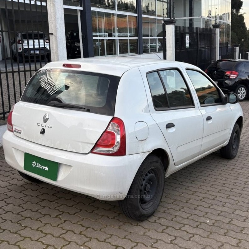 CLIO 1.0 EXPRESSION 16V FLEX 4P MANUAL - 2014 - CAXIAS DO SUL