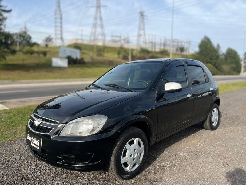 CELTA 1.0 MPFI LS 8V FLEX 4P MANUAL - 2013 - FARROUPILHA