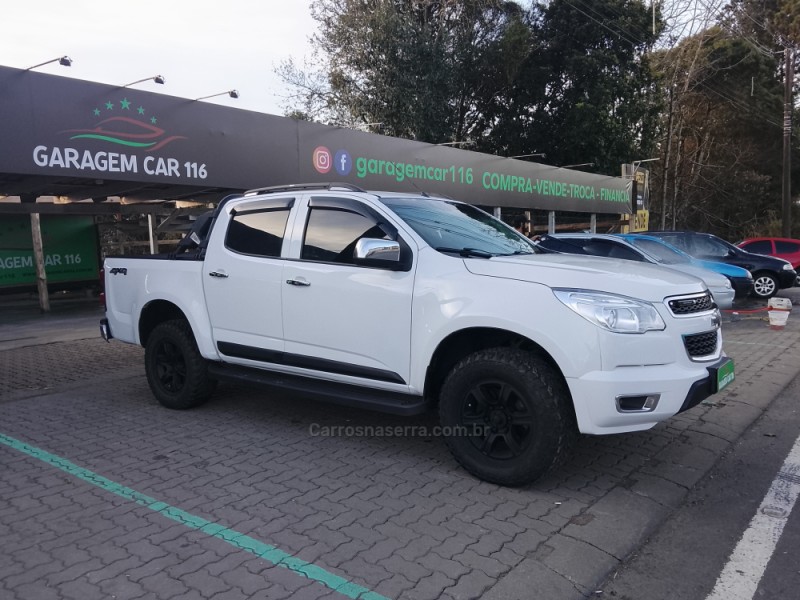 S10 2.8 LT 4X2 CD 16V TURBO DIESEL 4P MANUAL - 2013 - CAXIAS DO SUL