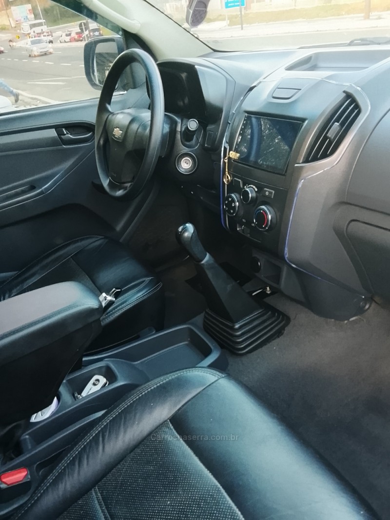 S10 2.8 LT 4X2 CD 16V TURBO DIESEL 4P MANUAL - 2013 - CAXIAS DO SUL